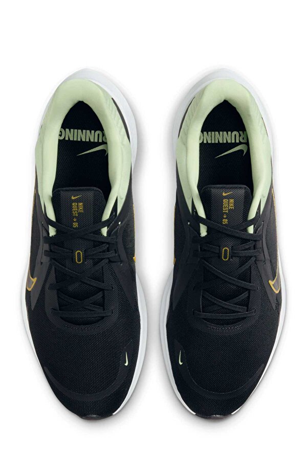 Nike QUEST 5 BLACK Man Running