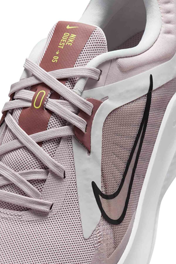 Nike Wmns  Quest 5 Розовый 003 Женщина Кроссовки Для Бега