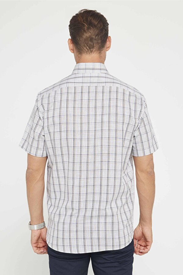 Tudors Erkek Klasik Fit Normal Kesim Kısa Kollu %100 Pamuk Keten Doku Tek Cepli Kareli Düğmeli Yaka Gömlek