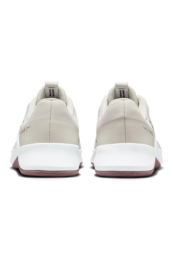 Nike W  MC TRAINER 2 BEIGE Woman 005