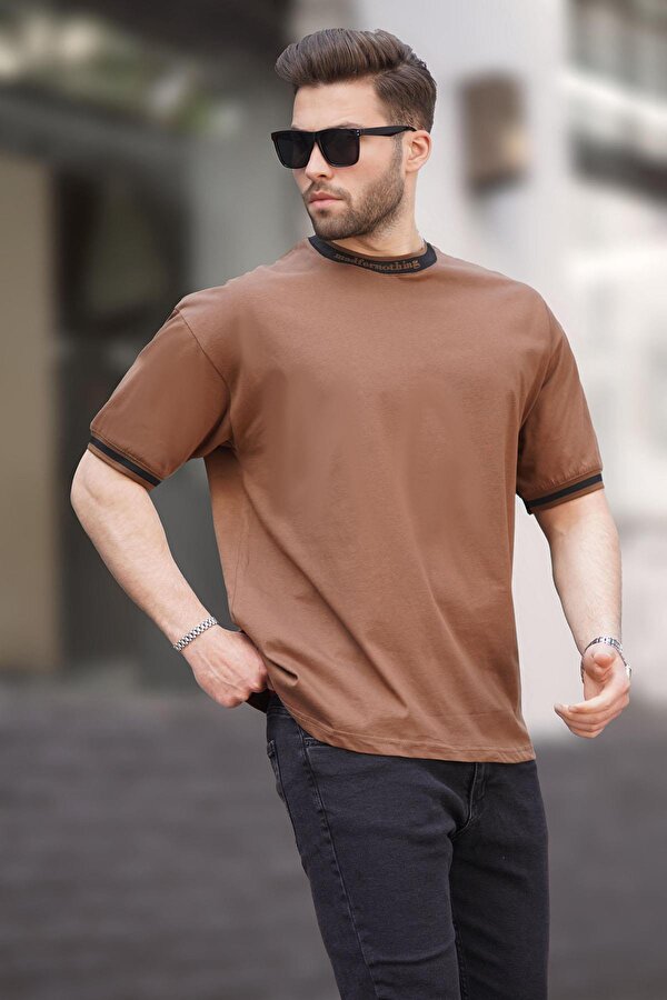 Madmext Kahverengi Bisiklet Yaka ŞeritliTişört 7022