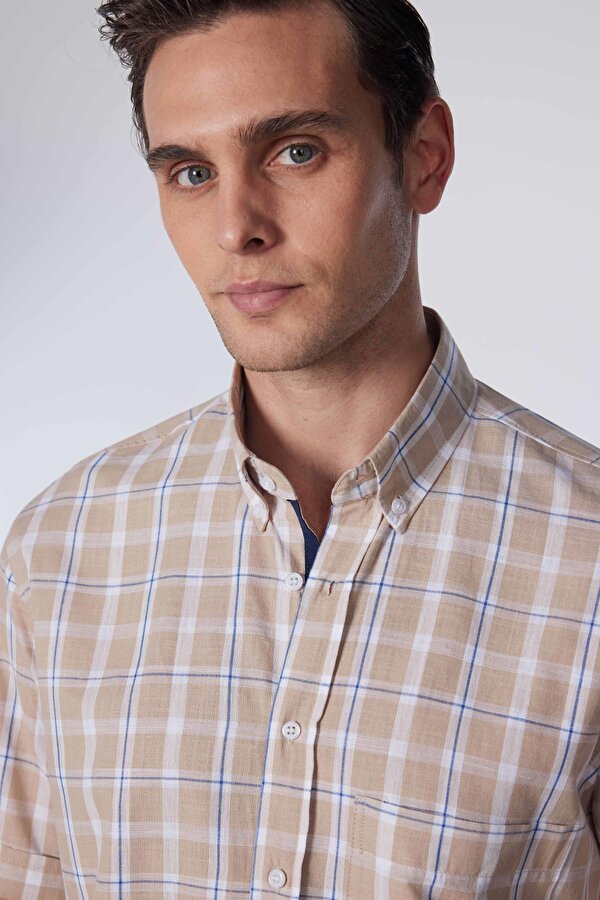 Tudors Erkek Klasik Fit Normal Kesim Kısa Kollu %100 Pamuk Keten Doku Tek Cepli Kareli Düğmeli Yaka Gömlek