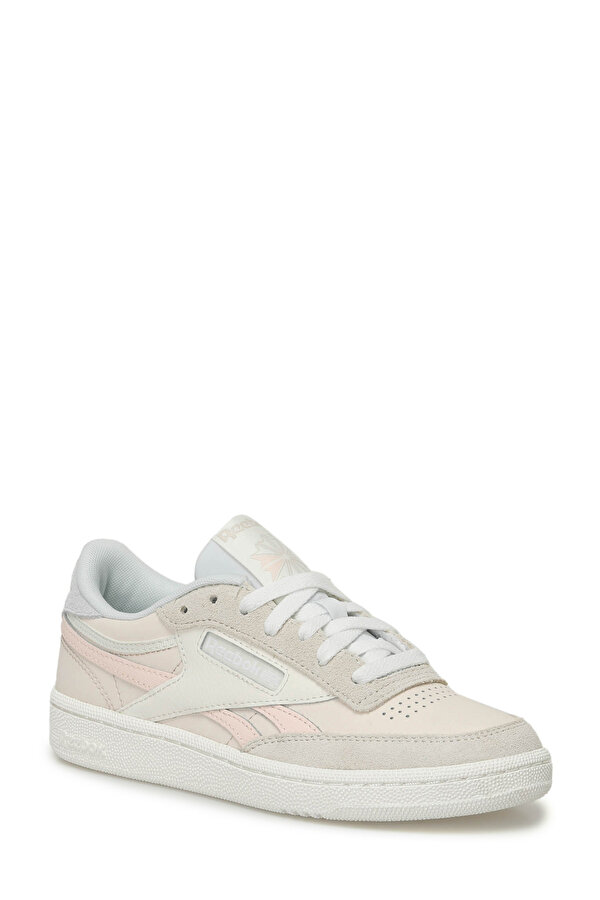 Reebok CLUB C REVENGE CREAM Woman 001