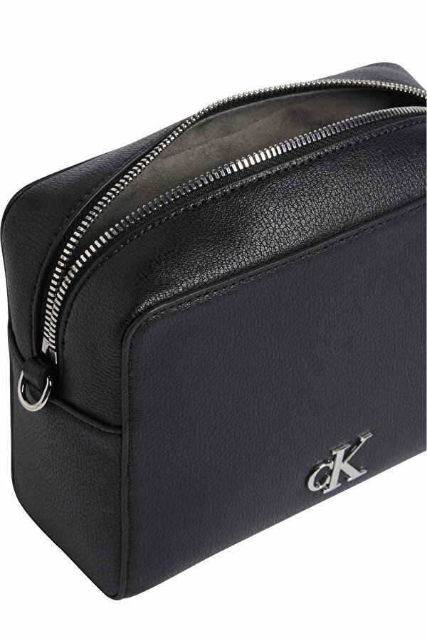 Calvin Klein CKJ MINIMAL MONOGRAM Siyah Kadın Sırt Çantası