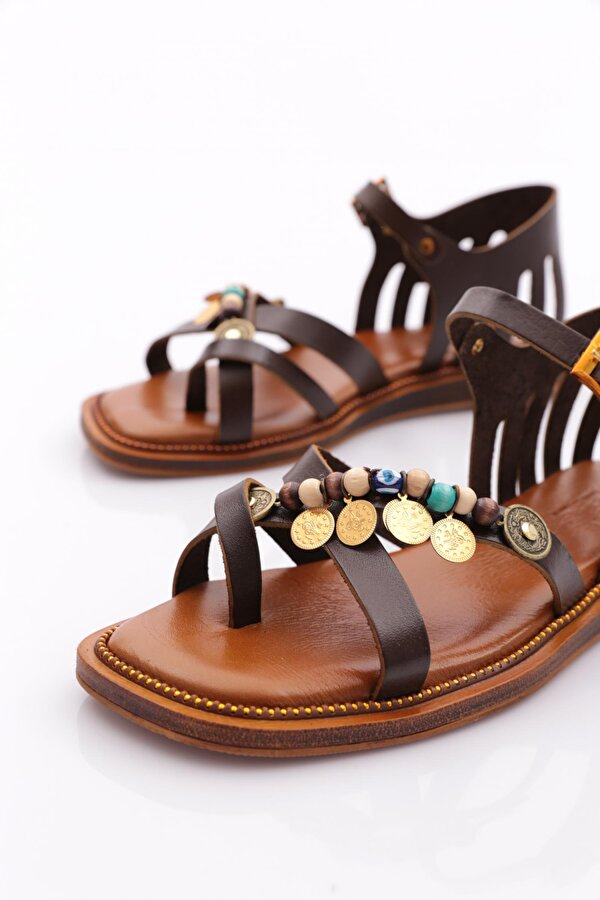 DGN 307 Kadin Arkasi Kapali Yildiz Süslemeli Sandalet