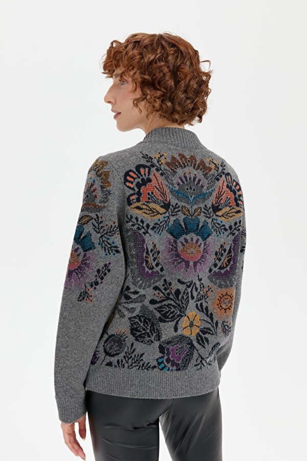 Desen Triko Kadın Hakim Yaka Arkası ve Kolu Çiçek Desenli Yün Ceket 24049 Füme