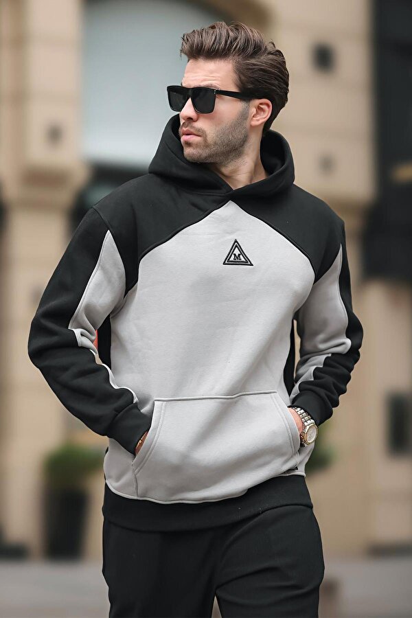 Madmext Siyah Kapüşonlu Cep Detaylı Nakışlı Sweatshirt E7085