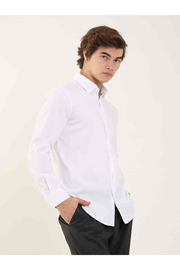 Dufy Beyaz Erkek Slim Fit Kareli Alttan Düğmeli Yaka Uzun Kol Gömlek