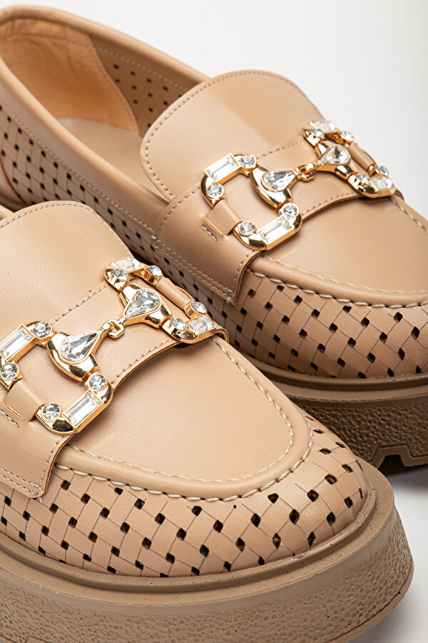 Tonny Black Kadın Nude Kalın Poli Taban Şerit Desenli Önü Taşlı Tokalı Loafer