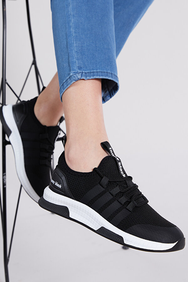Tonny Black Unisex Siyah Beyaz Rahat Kalıp Şeritli Bağcıklı Spor Ayakkabı
