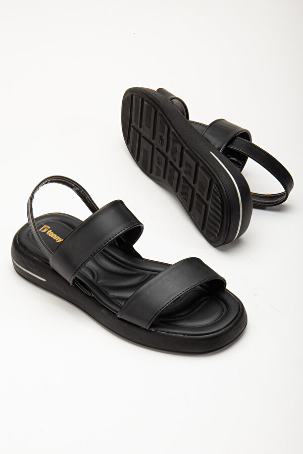 Tonny Black Kadın Siyah Cilt Rahat Kalıp Poli Taban Çift Bantlı Sandalet