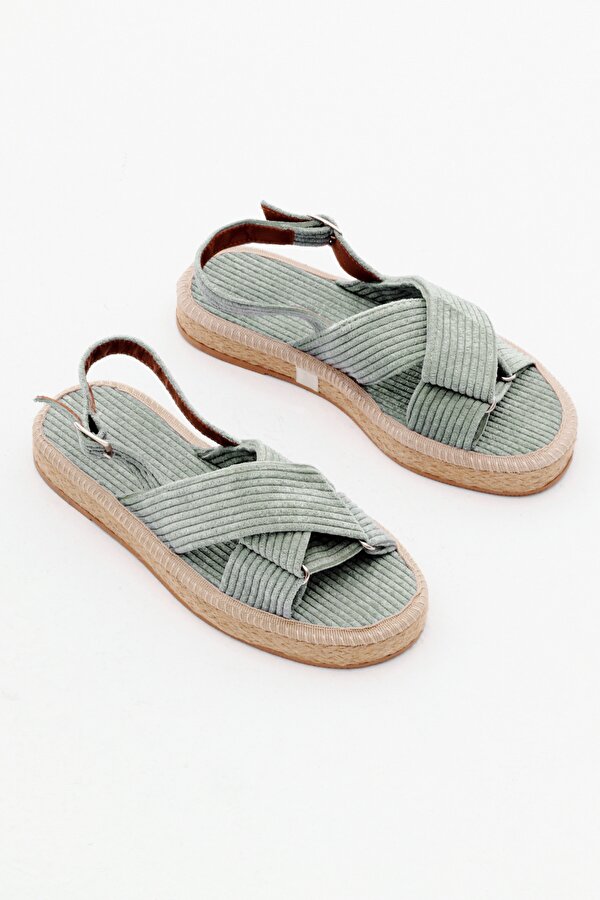 Tonny Black Kadın Su Yeşili Çapraz Bantlı Bilekten Bağlamalı Hasır Triko Sandalet