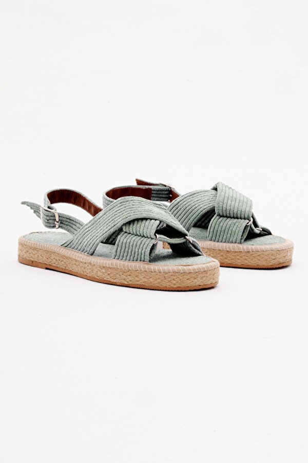 Tonny Black Kadın Su Yeşili Çapraz Bantlı Bilekten Bağlamalı Hasır Triko Sandalet