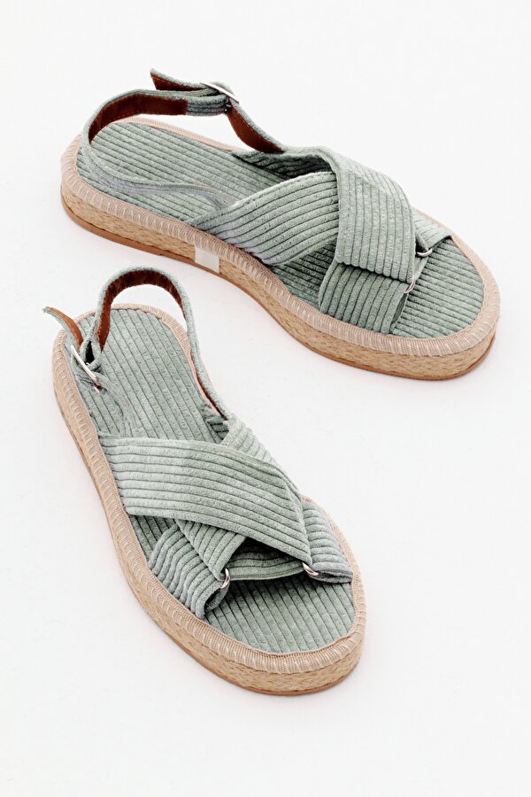 Tonny Black Kadın Su Yeşili Çapraz Bantlı Bilekten Bağlamalı Hasır Triko Sandalet