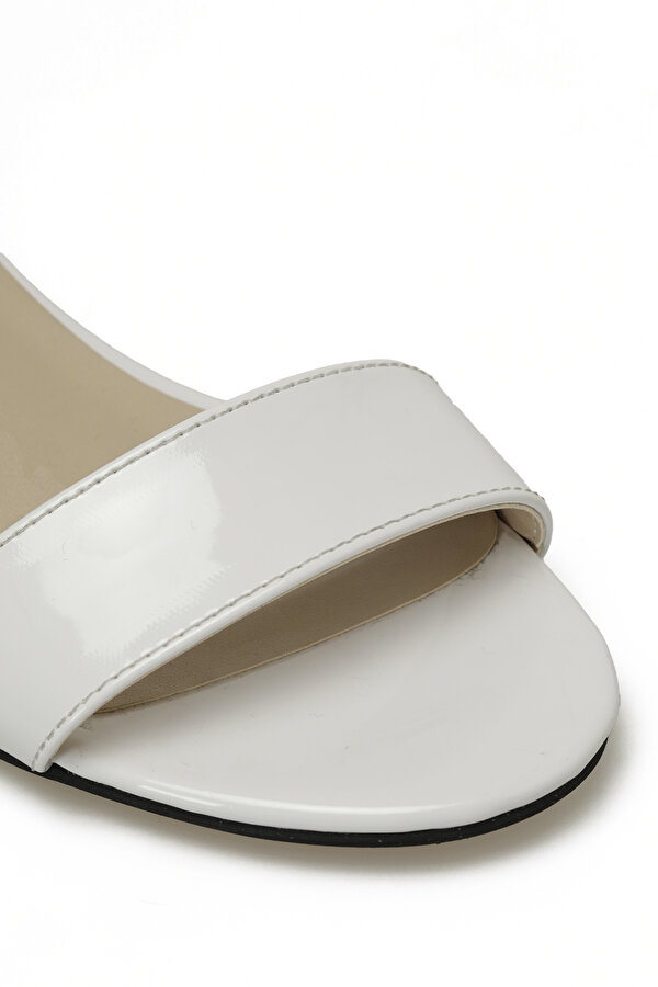 Butigo 25S-277 5FX Beyaz Kadın Topuklu Sandalet