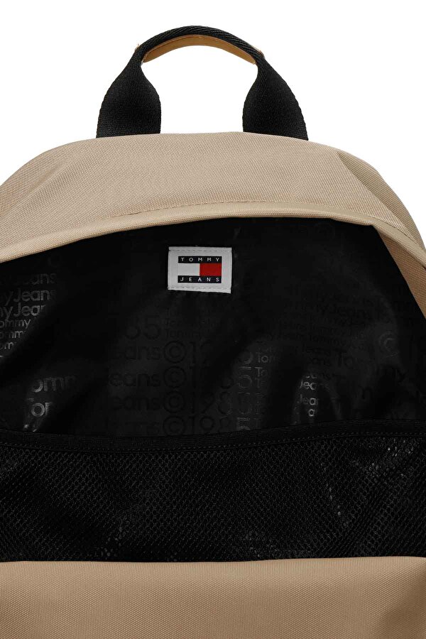 Tommy Hilfiger TJM ESS DAILY DOME BACKPA Haki Erkek Sırt Çantası