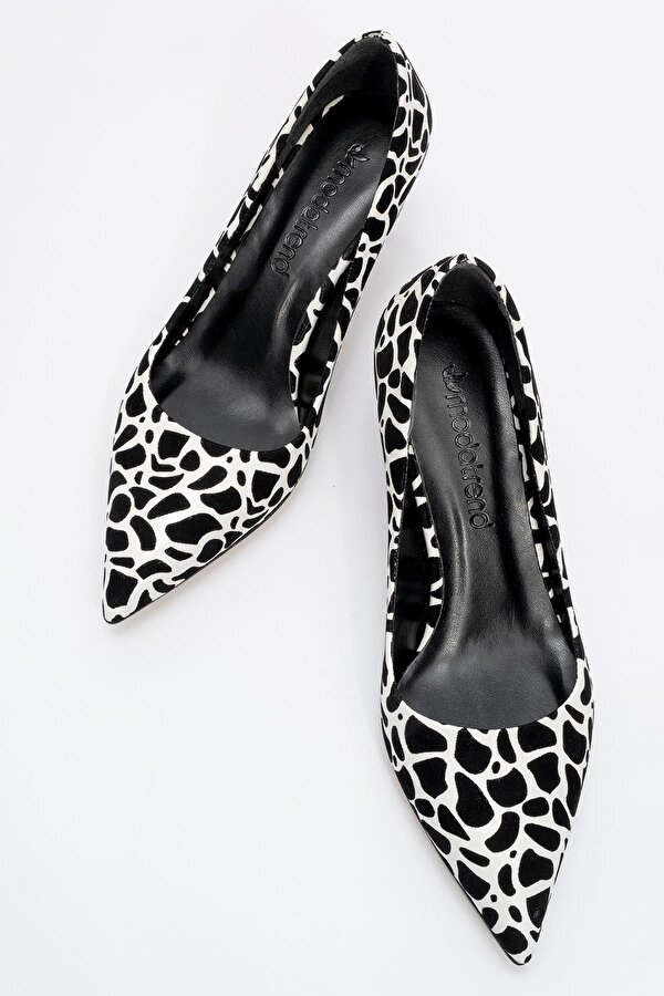 Ccway Kadın Sivri Burunlu Stiletto ZEBRA