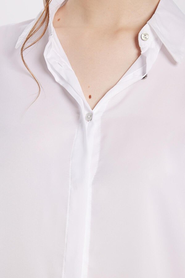 Tudors Kadın Relax Fit Rahat Kesim Satenli Kumaş Beyaz Uzun Manşet Düz Gömlek