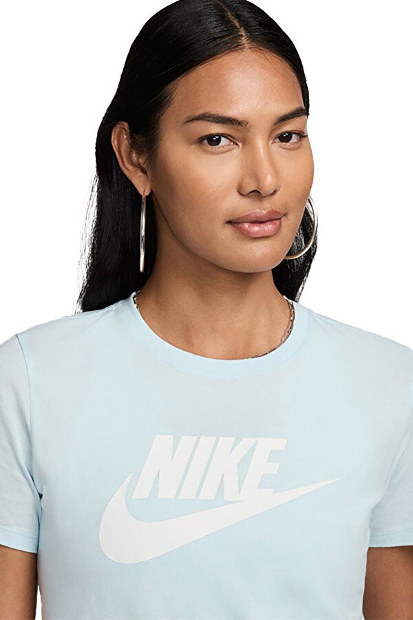 Nike W NSW CLUB SS TEE ICN FTR L BLUE Woman 054