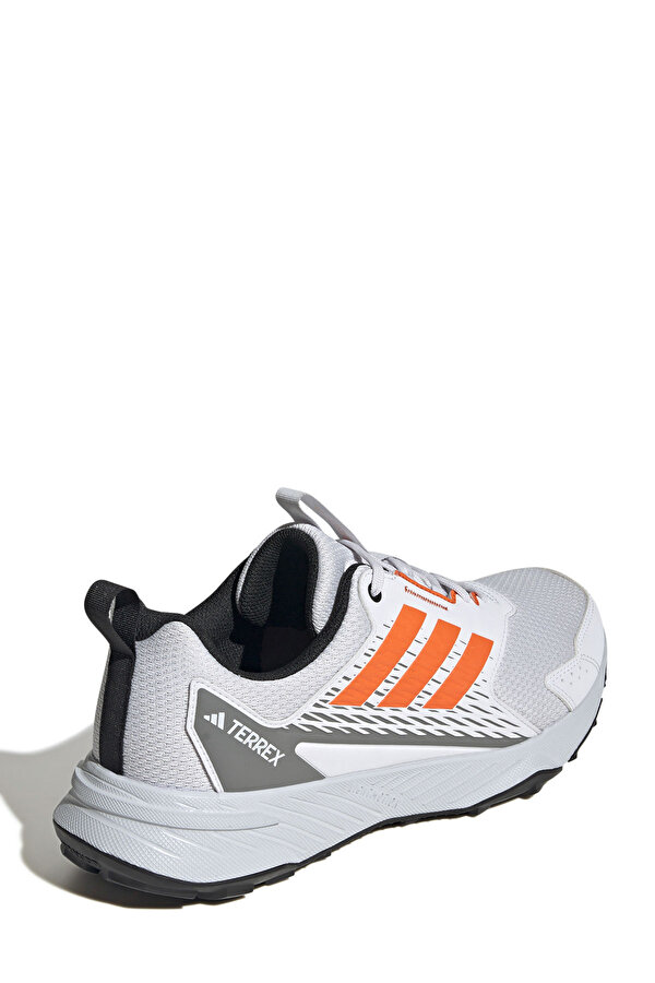 adidas TERREX TRACEFINDER 2 GRAY Man Running