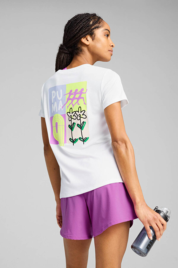 Puma GRAPHICS RUNNING ILLUSTRA Beyaz Kadın Kısa Kol T-Shirt