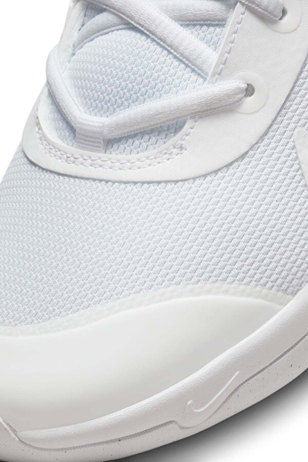 Nike Omni Multi-Court Beyaz Unisex Voleybol Ayakkabısı