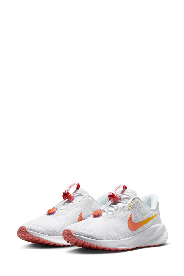 Nike Revolution 7 FlyEase Beyaz Kadın Koşu Ayakkabısı
