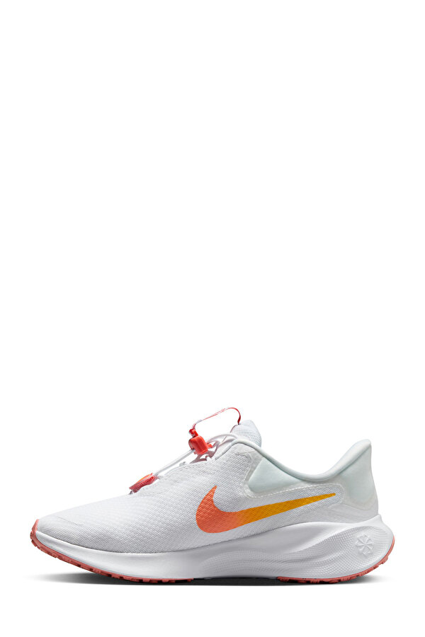 Nike Revolution 7 FlyEase Beyaz Kadın Koşu Ayakkabısı
