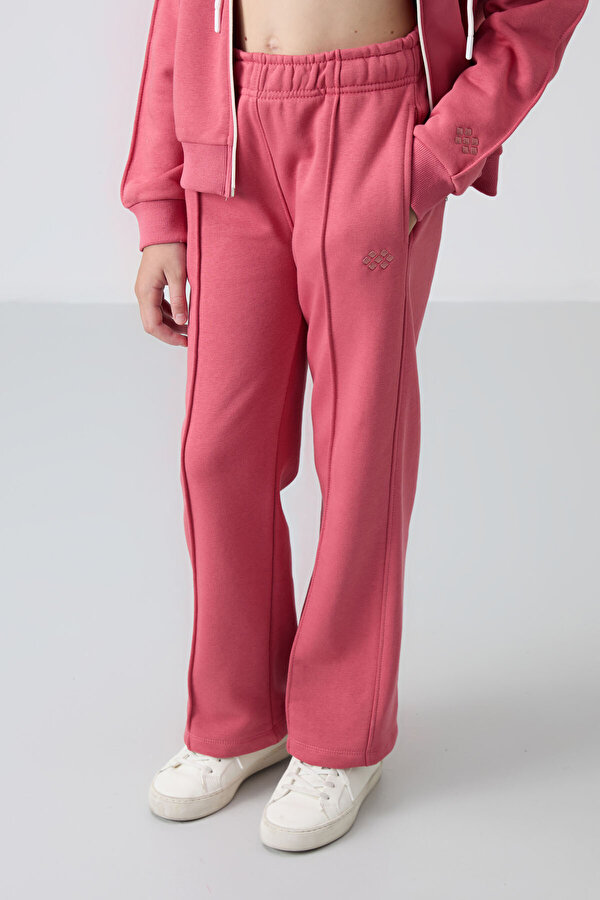 TOMMYLIFE Yaban Gülü Pamuklu İçi Tüylü Yumuşak Dokulu Standart Fit Nakışlı Kız Çocuk Eşofman Takım - 75161