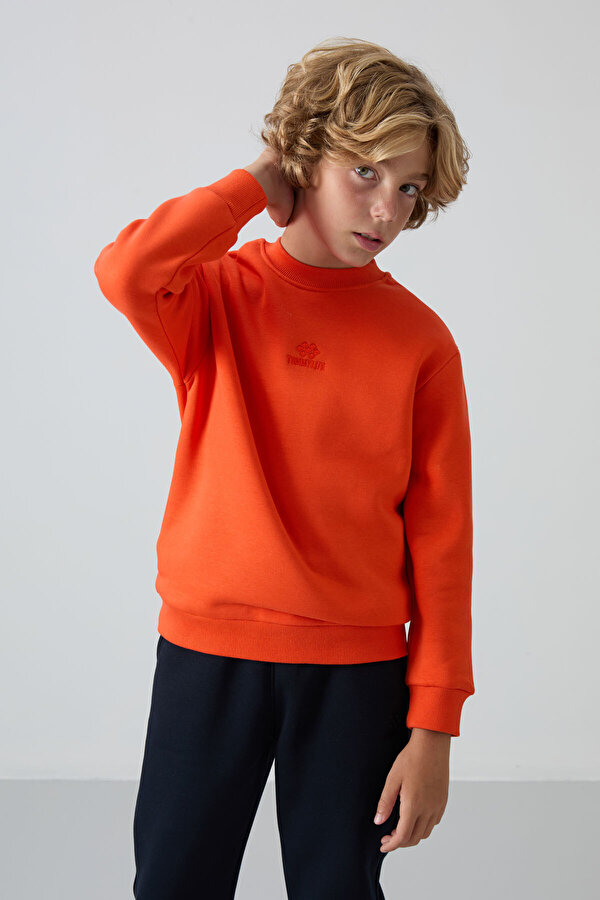 TOMMYLIFE Portakal Pamuklu Kalın İçi Tüylü Yumuşak Dokulu Standart Fit Nakışlı Erkek Çocuk Sweatshirt - 11232