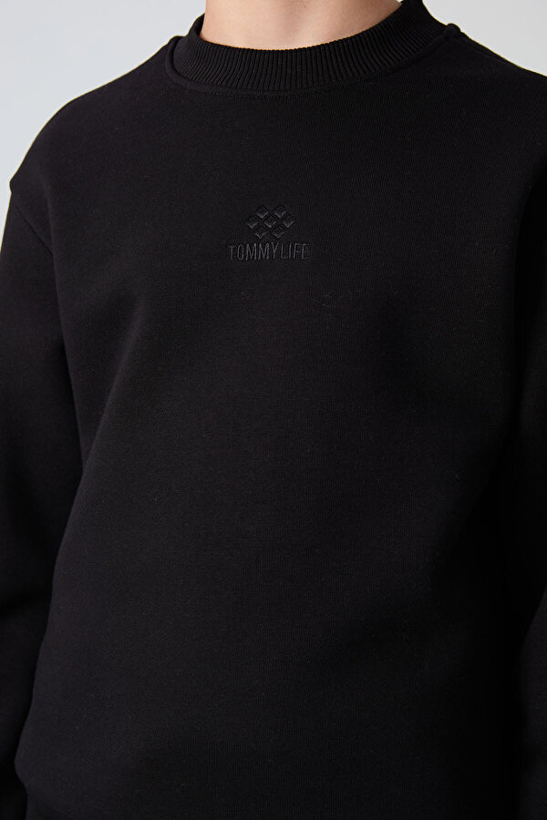TOMMYLIFE Siyah Pamuklu Kalın İçi Tüylü Yumuşak Dokulu Standart Fit Nakışlı Erkek Çocuk Sweatshirt - 11232