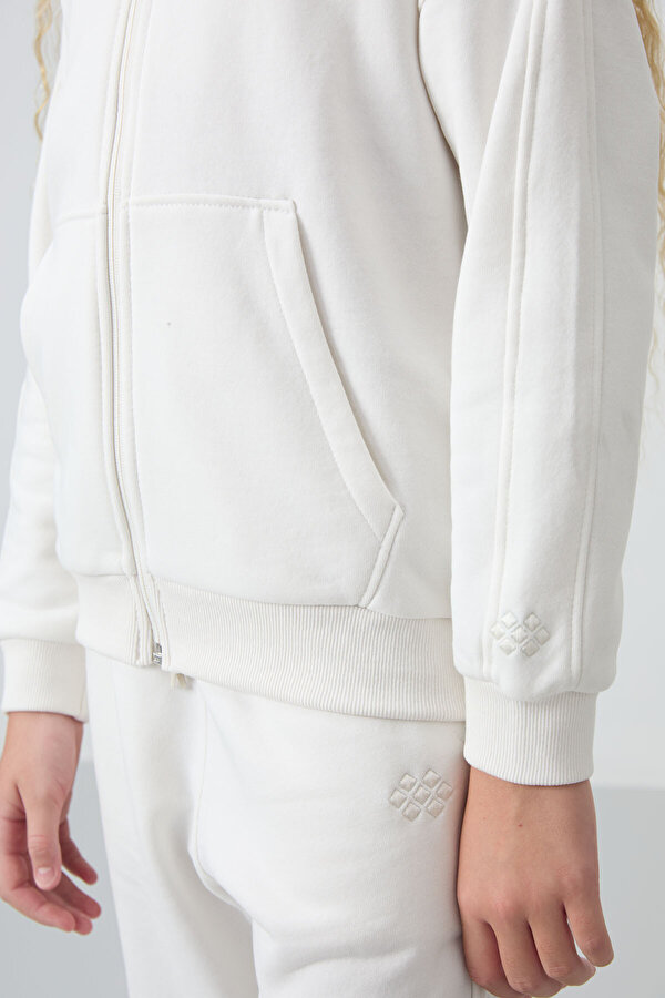 TOMMYLIFE Ekru Pamuklu İçi Tüylü Yumuşak Dokulu Standart Fit Nakışlı Kız Çocuk Eşofman Takım - 75148