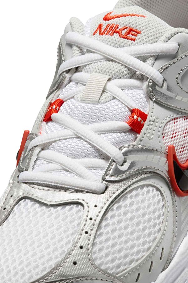 Nike W  V5 RNR Beyaz Kadın Koşu Ayakkabısı
