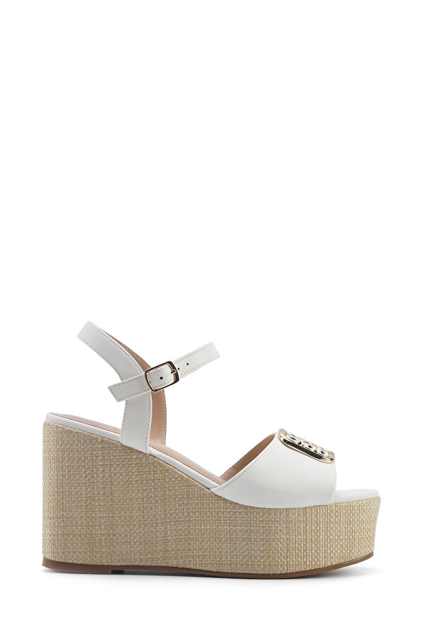 Nine West MONNI 5FX Beyaz Kadın Dolgu Topuk Sandalet
