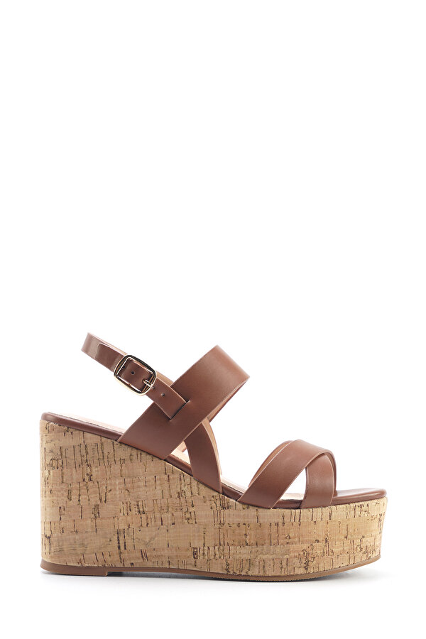 Nine West MONSA 5FX Kahverengi Kadın Dolgu Topuk Sandalet