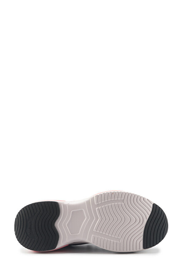 Kinetix LESTIA TX W 5FX BLACK Woman Running