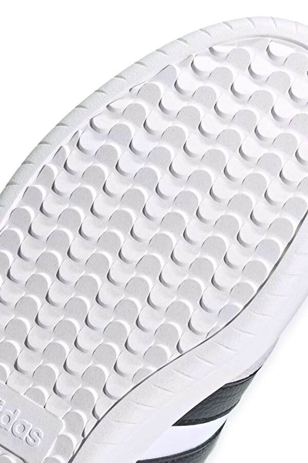 adidas BARREDA WHITE Man 001