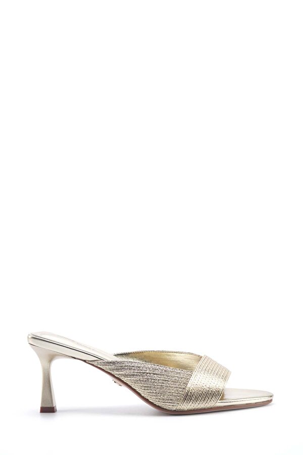 Nine West MARTINA 5FX Altın Kadın Terlik