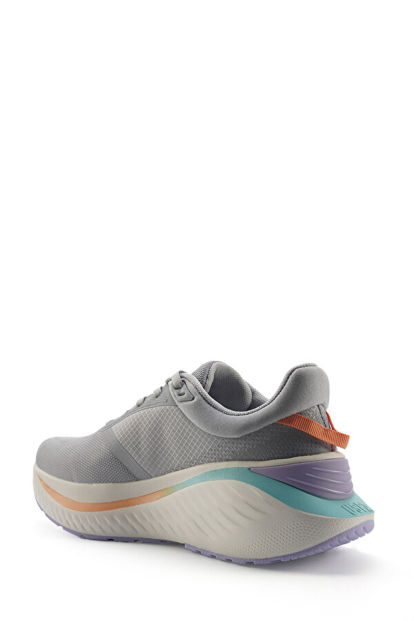 U.S. Polo Assn. TURNER 5FX GRAY Woman Running