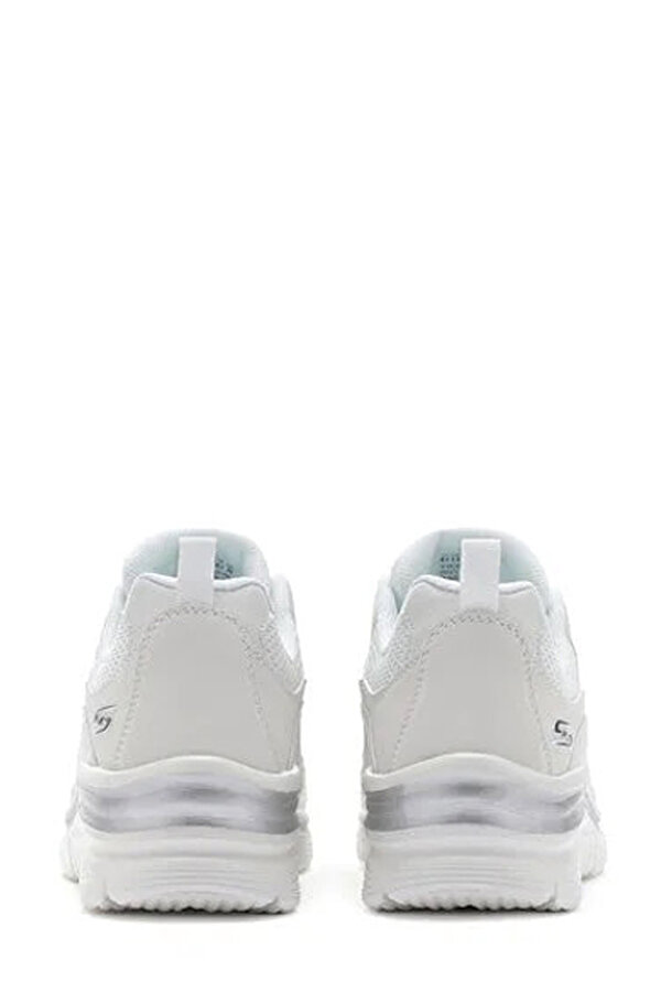 Skechers FASHİON FİT Beyaz Kadın Comfort Ayakkabı