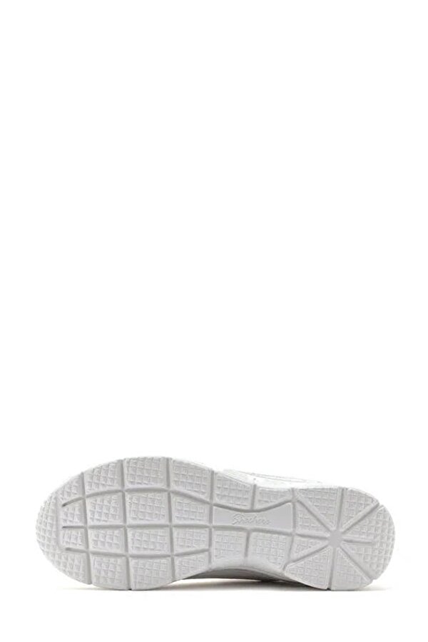 Skechers FASHİON FİT Beyaz Kadın Comfort Ayakkabı