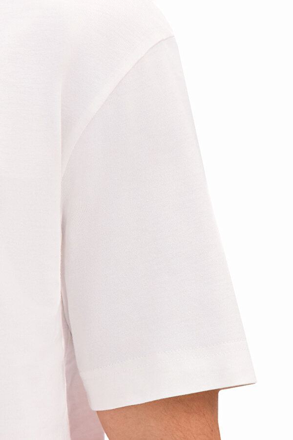 REEBOK Clothing Reebok Gs Hs Shaq Spiral Tee Белый