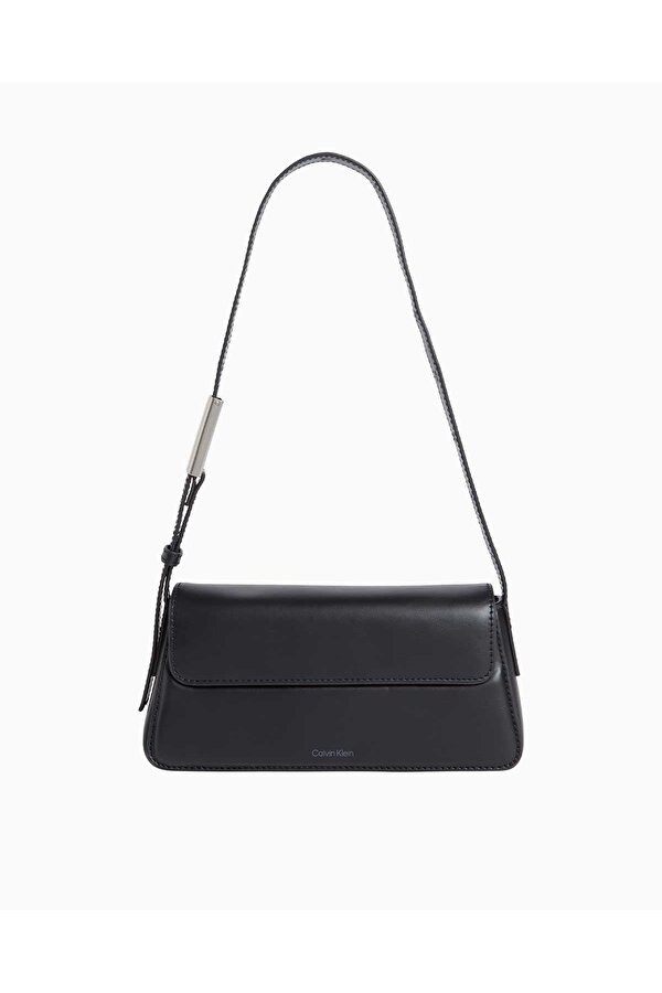 Calvin Klein Belted Small Shoulder Bag Omuz Çantası