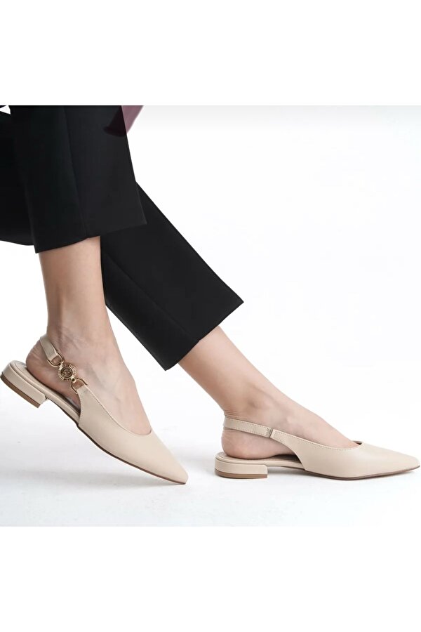 Feles Yan Toka Detaylı Arkası Açık Kadın Babet Ayakkabı