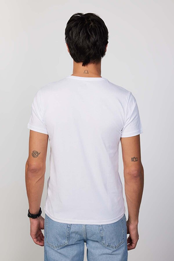 Tudors Erkek Slim Fit Dar Kesim %100 Pamuk Yumuşak Dokulu Baskılı Beyaz Bisiklet Yaka Tişört