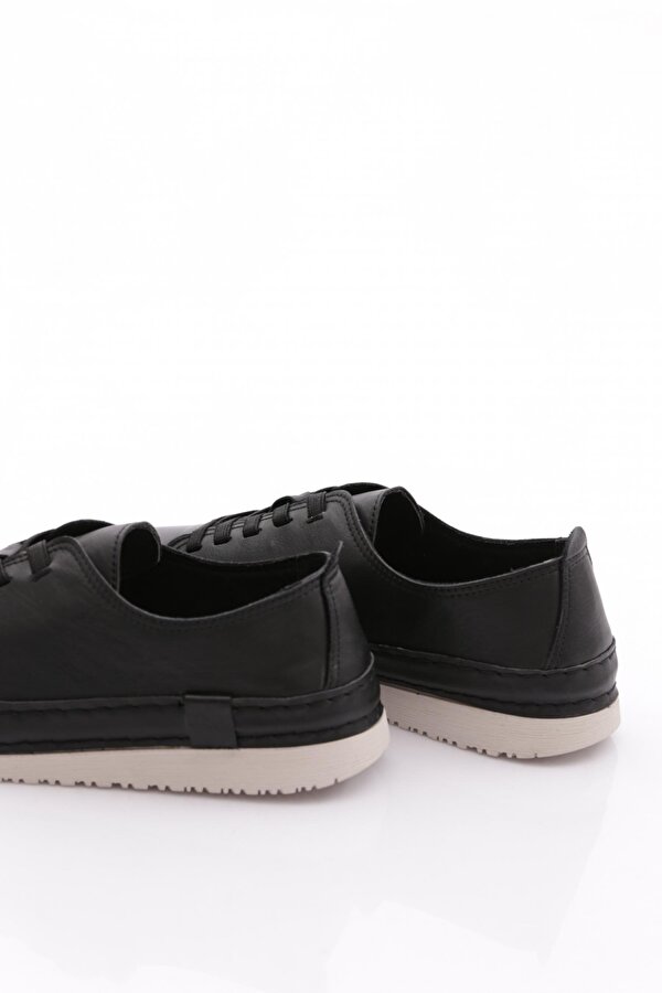 DGN 233026 Kadin Deri Ayakkabi