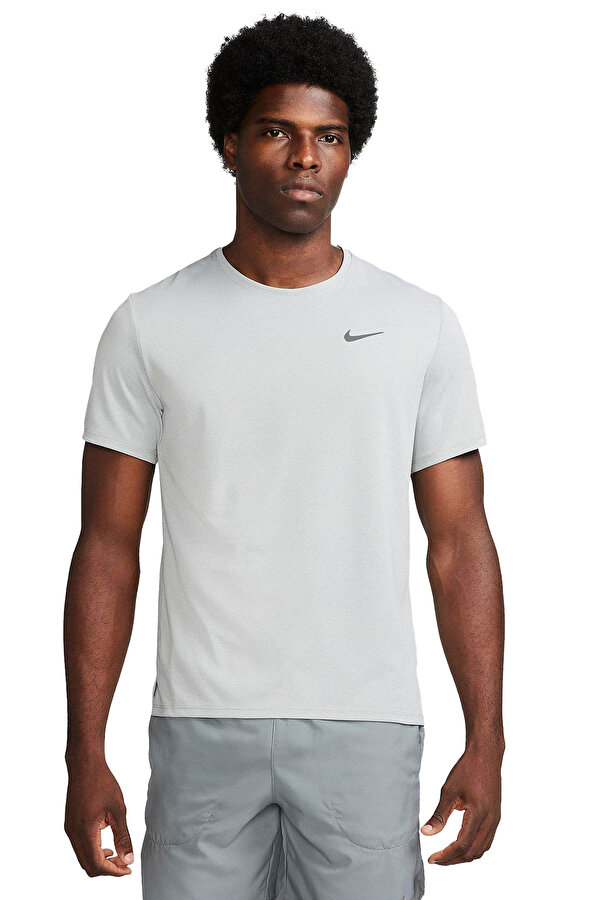 Nike M Nk Df Uv Miler Ss Серый 016 Мужчина Футболка