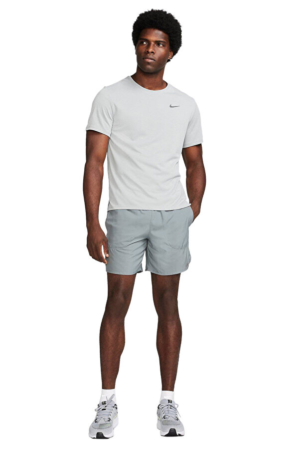 Nike M Nk Df Uv Miler Ss Серый 016 Мужчина Футболка