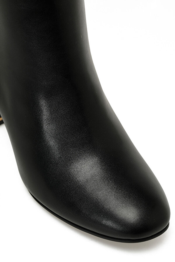 Butigo 21K-256 5PR Siyah Kadın Topuklu Bot