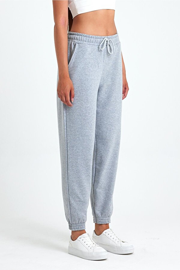 mmetalic Kadın Gri Pamuklu Kalın Paçası Lastikli Yüksek Bel Rahat Jogger Eşofman Altı
